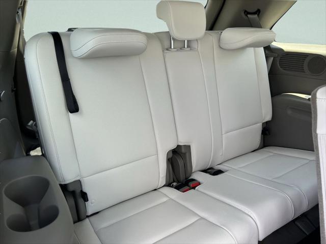 2026 Hyundai Palisade Blue SEL 8P