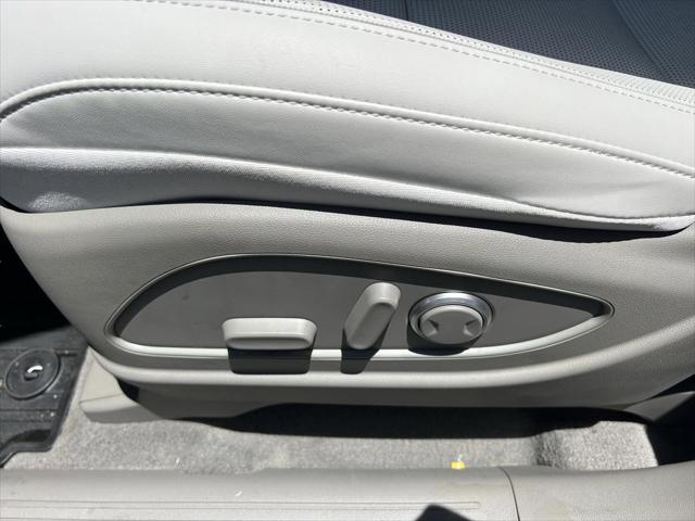 2026 Hyundai Palisade Blue SEL 8P