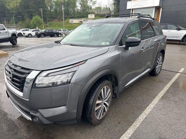 2022 Nissan Pathfinder Platinum 4WD