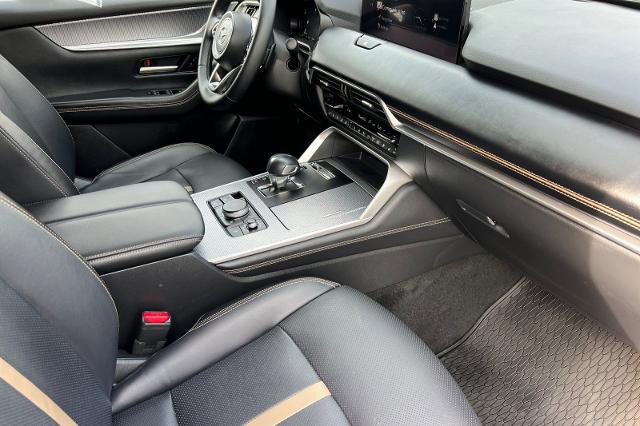 2025 Mazda X-90 Premium Plus Package