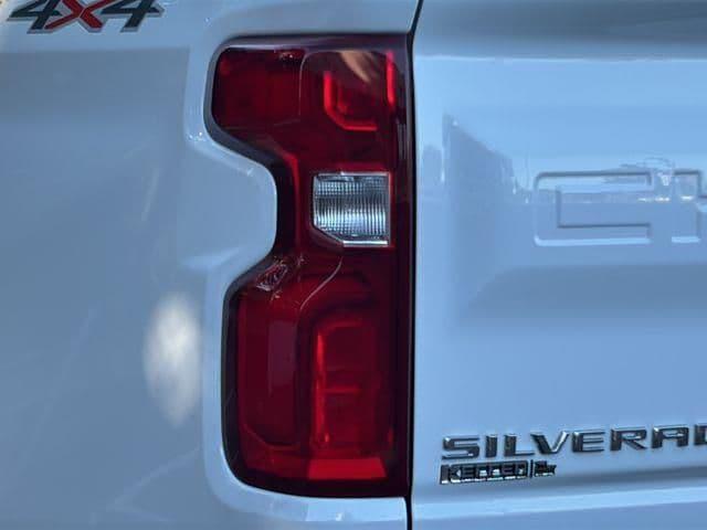 2026 Chevrolet Silverado 1500 4WD Crew Cab Short Bed RST