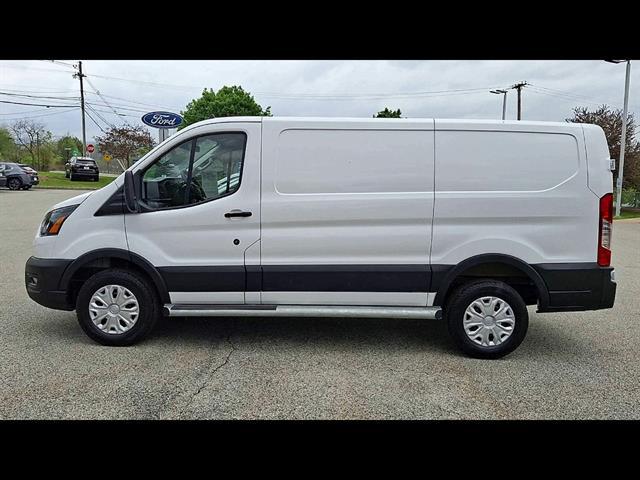2025 Ford Transit Cargo Van Base