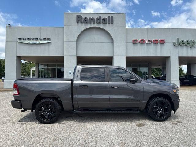 2022 Ram 1500 Big Horn Crew Cab 4x4 5'7" Box