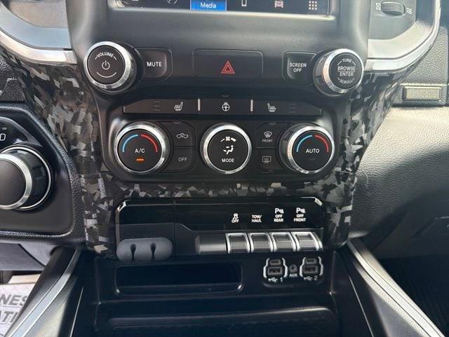 2022 Ram 1500 Big Horn Crew Cab 4x4 5'7" Box