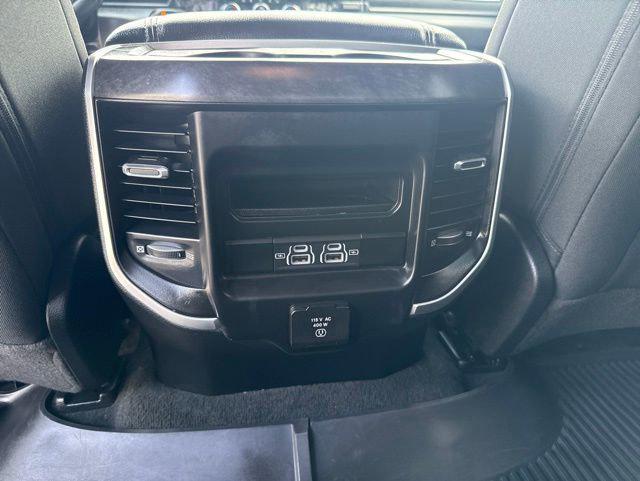 2022 Ram 1500 Big Horn Crew Cab 4x4 5'7" Box