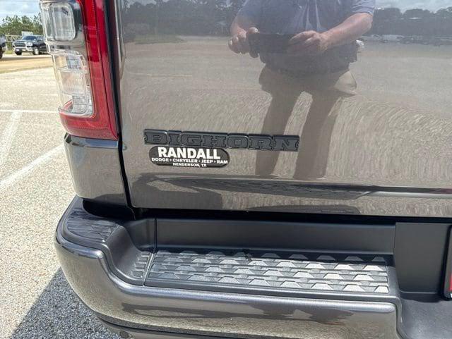 2022 Ram 1500 Big Horn Crew Cab 4x4 5'7" Box