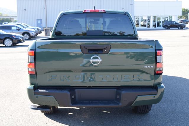 2025 Nissan Frontier Crew Cab SV 4x4