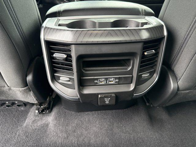 2025 Ram 1500 Big Horn Crew Cab 4x4 5'7" Box
