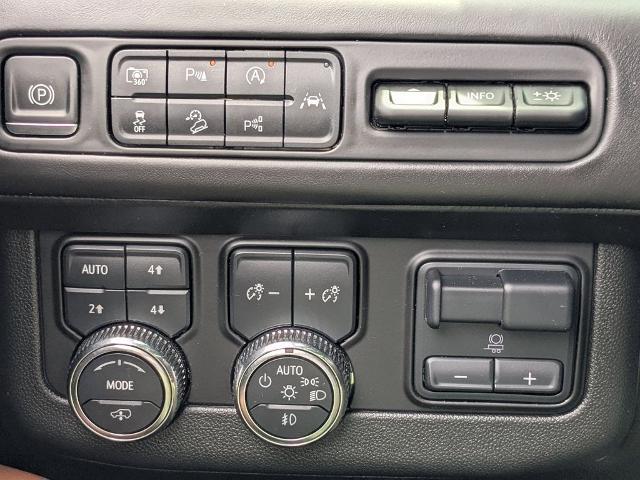 2024 GMC Yukon XL 4WD Denali Ultimate