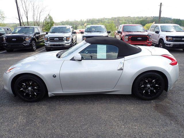 2010 Nissan 370Z Base