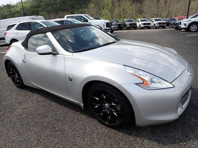 2010 Nissan 370Z Base
