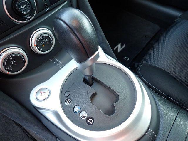 2010 Nissan 370Z Base