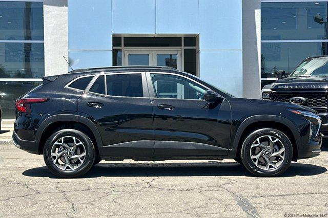 2025 Chevrolet Trax FWD LT