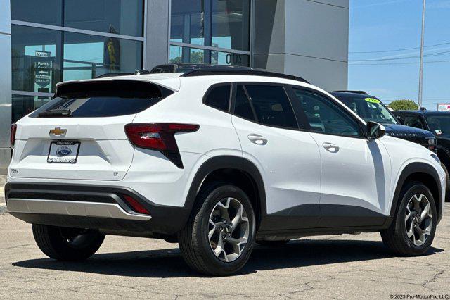 2025 Chevrolet Trax FWD LT