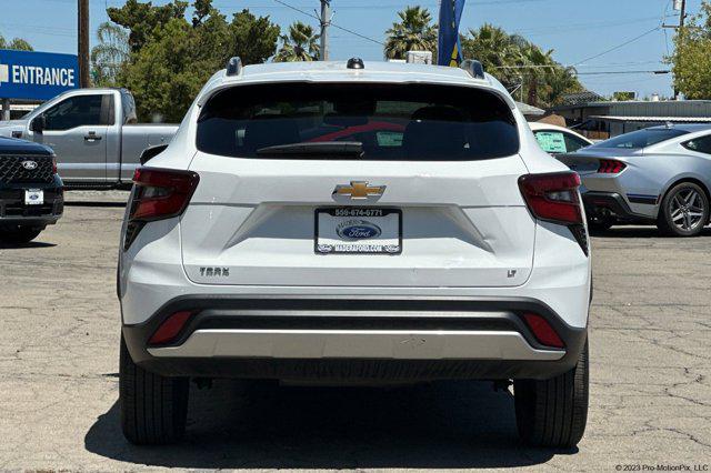 2025 Chevrolet Trax FWD LT