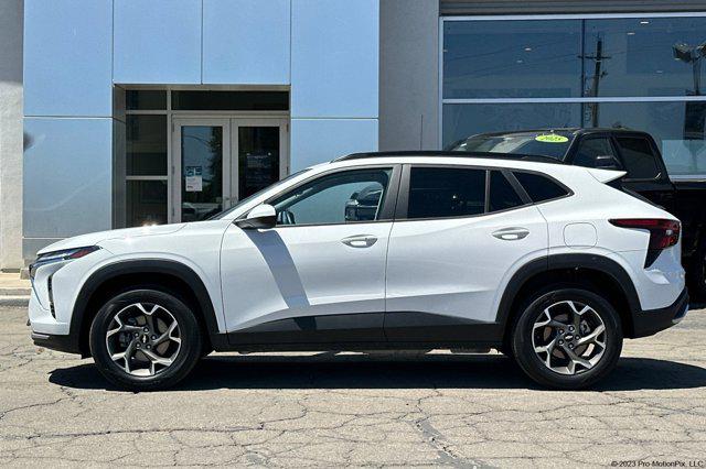 2025 Chevrolet Trax FWD LT