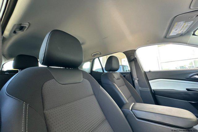 2025 Chevrolet Trax FWD LT