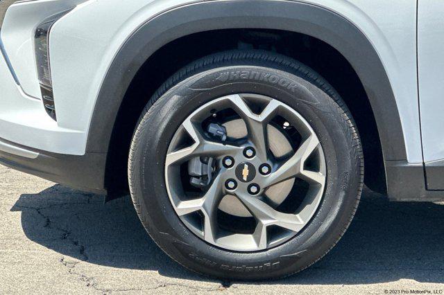 2025 Chevrolet Trax FWD LT