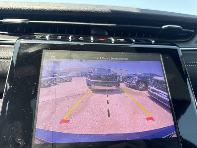 2025 Jeep Grand Cherokee L Laredo X 4x4