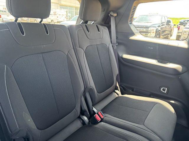 2025 Jeep Grand Cherokee L Laredo X 4x4