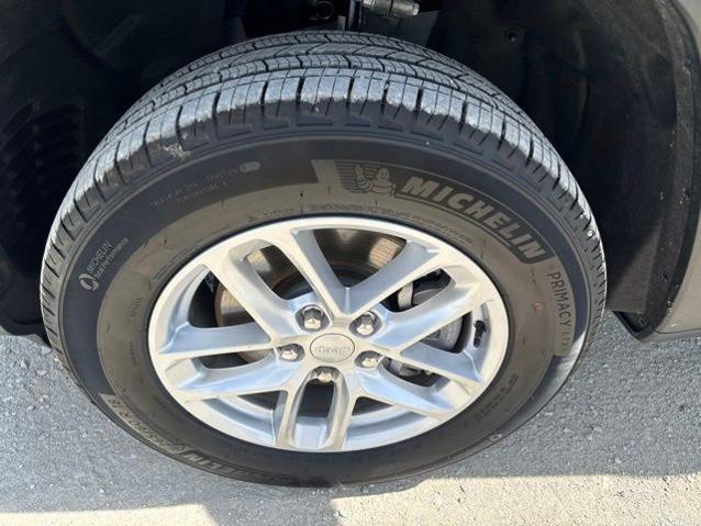 2025 Jeep Grand Cherokee L Laredo X 4x4