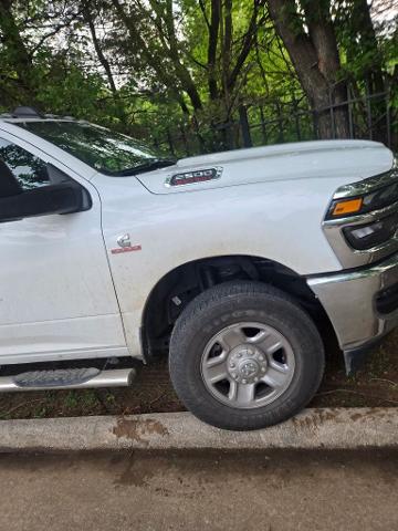 2025 Ram 2500 Tradesman Crew Cab 4x4 6'4" Box