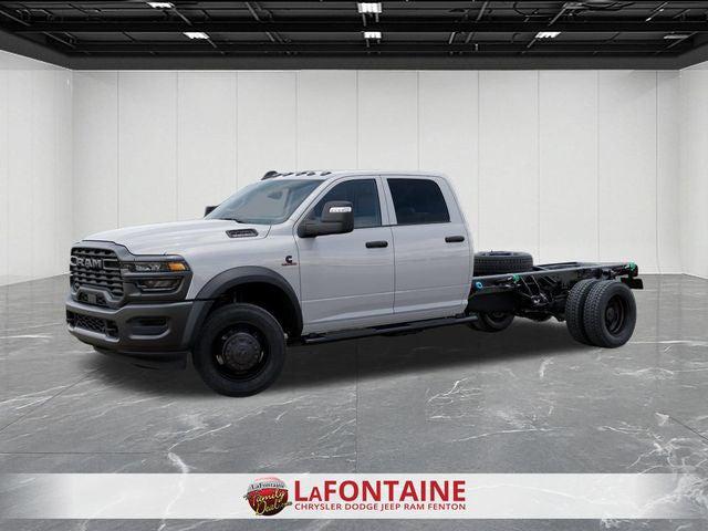 2026 RAM Ram 5500 Chassis Cab RAM 5500 TRADESMAN CHASSIS CREW CAB 4X4 84 CA