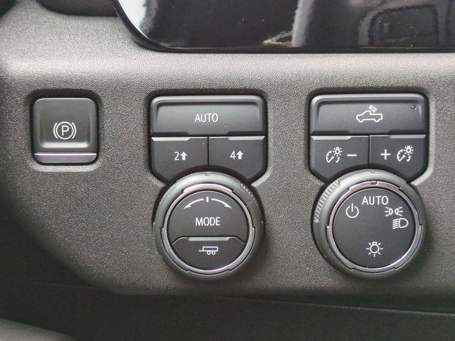 2022 Chevrolet Silverado 1500 4WD Crew Cab Short Bed LT with 2FL