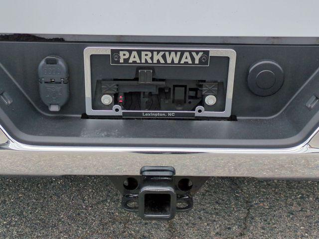 2022 Chevrolet Silverado 1500 4WD Crew Cab Short Bed LT with 2FL