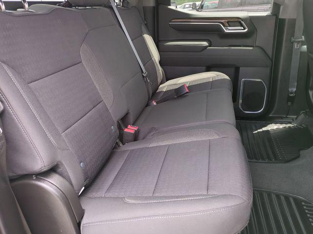 2022 Chevrolet Silverado 1500 4WD Crew Cab Short Bed LT with 2FL