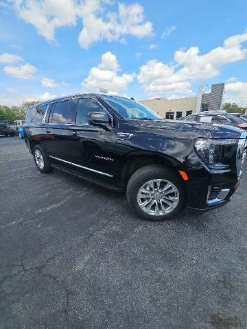2023 GMC Yukon XL 4WD SLT