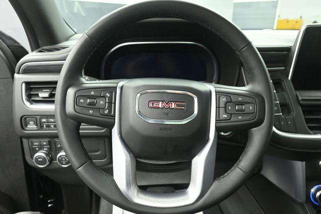2023 GMC Yukon XL 4WD SLT