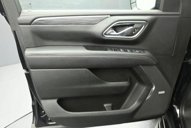2023 GMC Yukon XL 4WD SLT