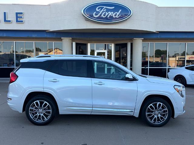 2024 GMC Terrain AWD Denali