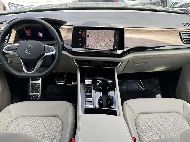 2026 Volkswagen Atlas SEL Premium R-Line