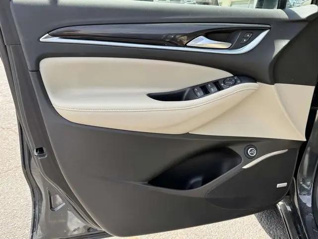 2021 Buick Enclave AWD Essence