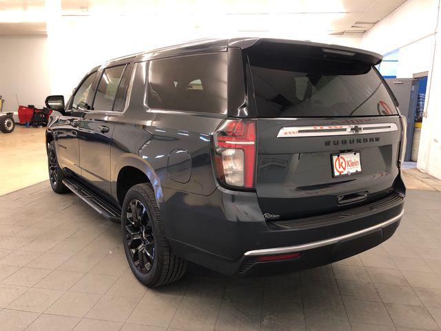 2022 Chevrolet Suburban 4WD LS