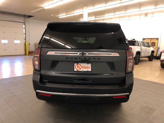 2022 Chevrolet Suburban 4WD LS
