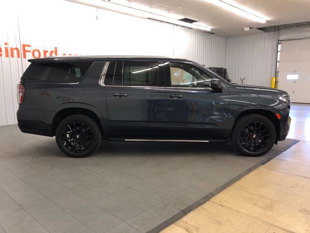 2022 Chevrolet Suburban 4WD LS