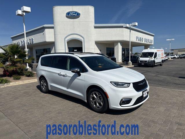 2023 Chrysler Pacifica Limited for sale in Paso Robles, CA