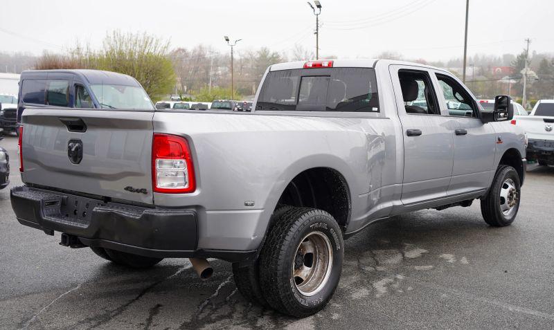 2023 Ram 3500 Tradesman Crew Cab 4x4 8' Box