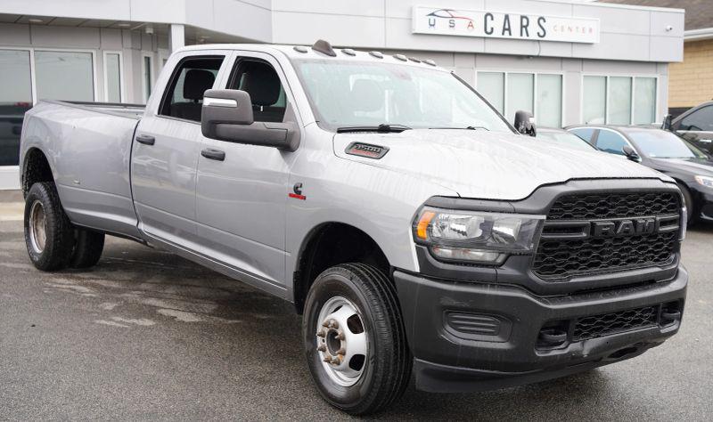 2023 Ram 3500 Tradesman Crew Cab 4x4 8' Box