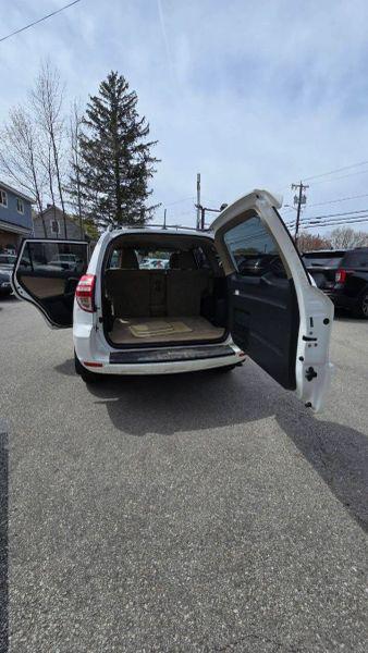 2011 Toyota RAV4 Base