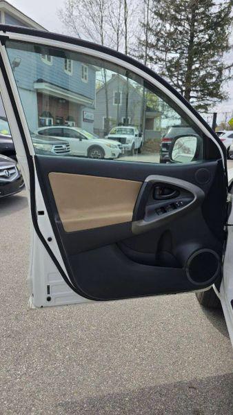 2011 Toyota RAV4 Base