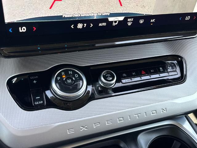 2025 Ford Expedition Active MAX