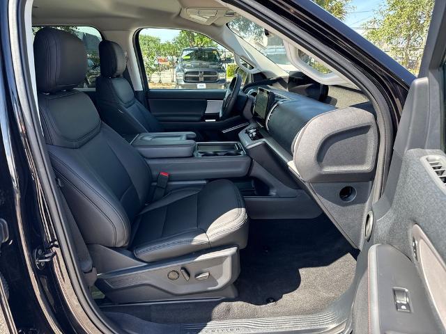 2025 Ford Expedition Active MAX