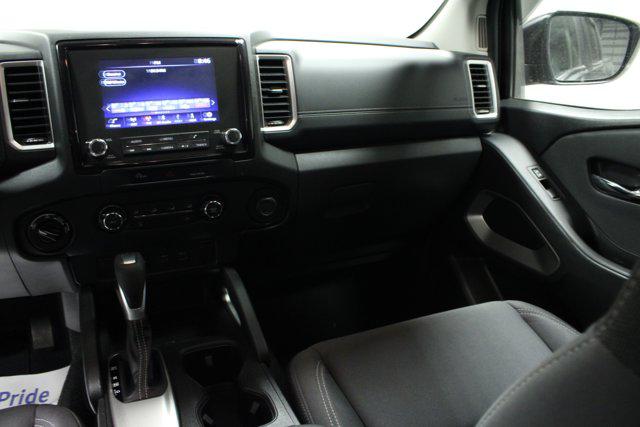 2024 Nissan Frontier Crew Cab SV 4x4