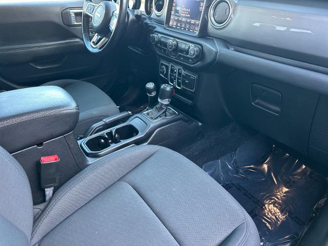 2021 Jeep Gladiator Overland