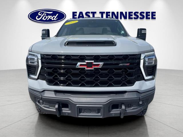 2025 Chevrolet Silverado 2500HD 4WD Crew Cab Standard Bed ZR2