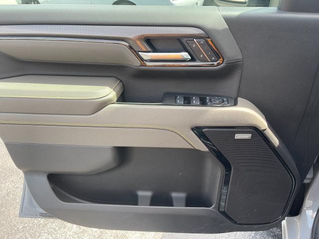 2025 Chevrolet Silverado 2500HD 4WD Crew Cab Standard Bed ZR2